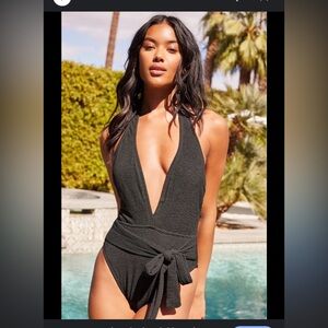 Lulus Sunny Day Babe Black Crinkle Halter One-Piece Swimsuit Black Sz Lg  =